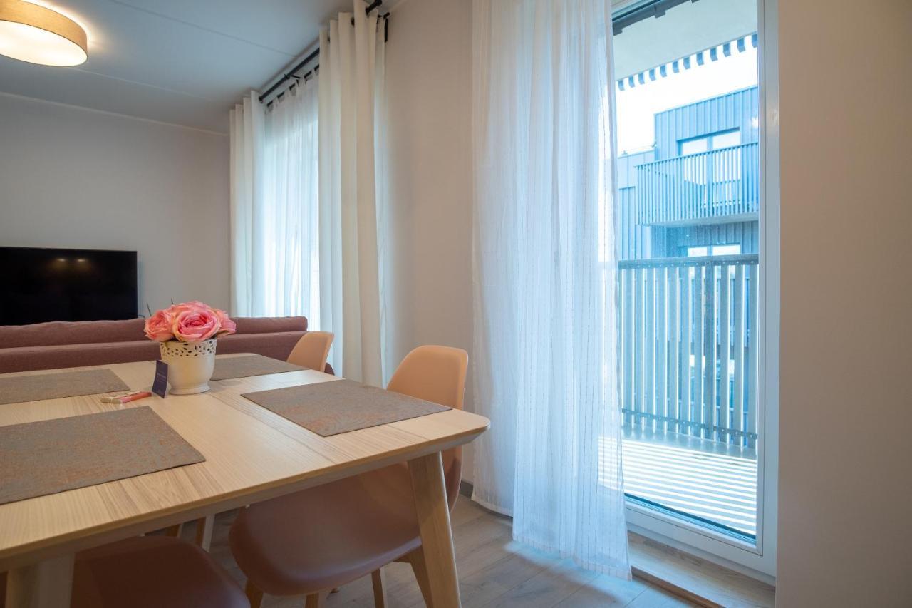 Dream Stay - Brand New Apartment With Balcony & Free Parking Tallinn Bagian luar foto