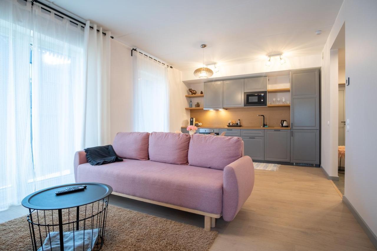 Dream Stay - Brand New Apartment With Balcony & Free Parking Tallinn Bagian luar foto