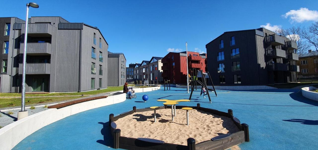 Dream Stay - Brand New Apartment With Balcony & Free Parking Tallinn Bagian luar foto